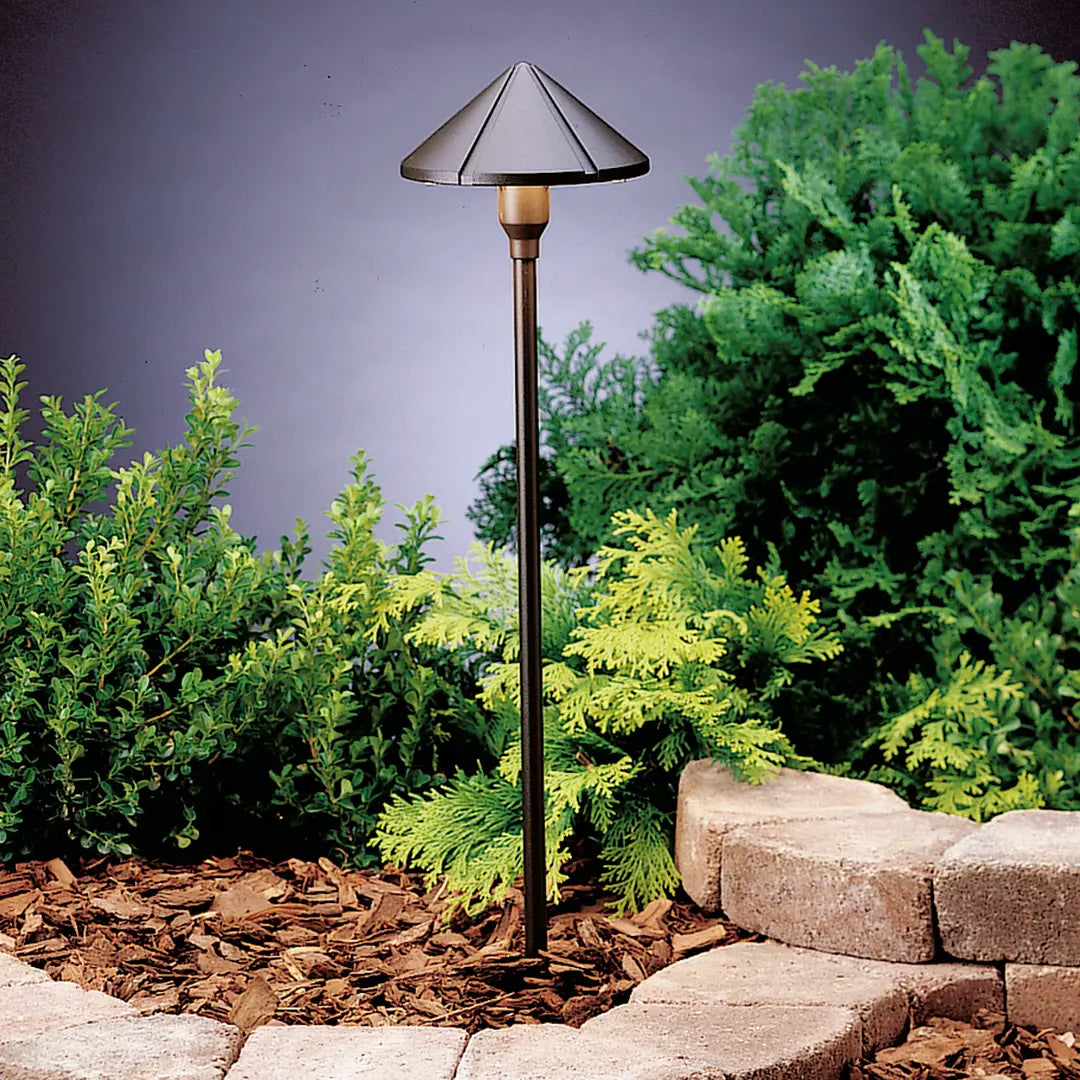 Six Groove Center Mount Path Light