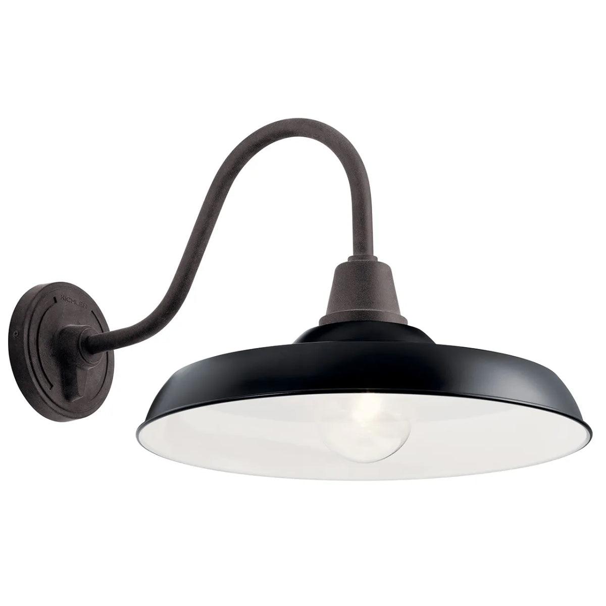 Pier 16 In 1-Light Outdoor Wall Light, Black Finish - Bees Lighting