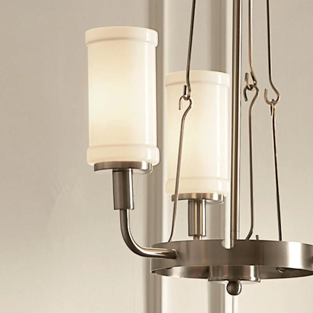 Vetivene 21" 3-Light Chandelier, Classic Pewter Finish - Bees Lighting