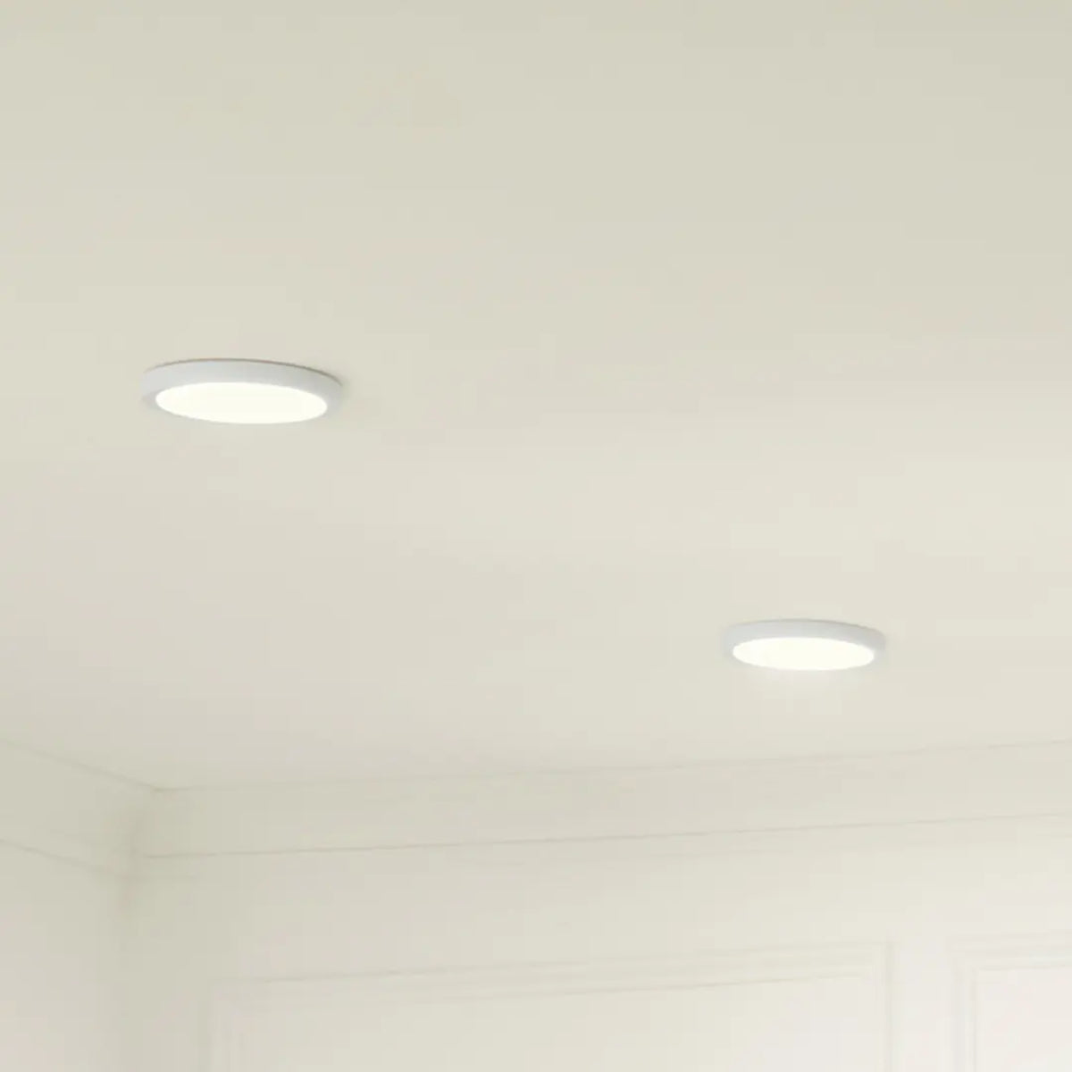 Ara 7" Round LED Flush Mount Light, White Finish