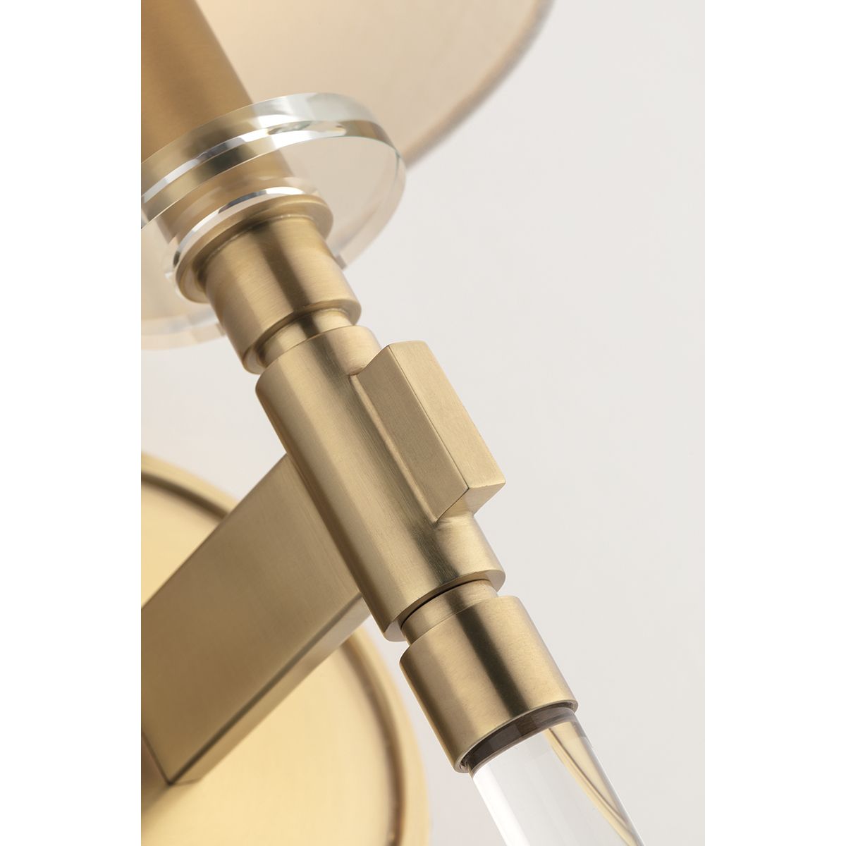 Blixen 21 in. Armed Sconce Brass finish