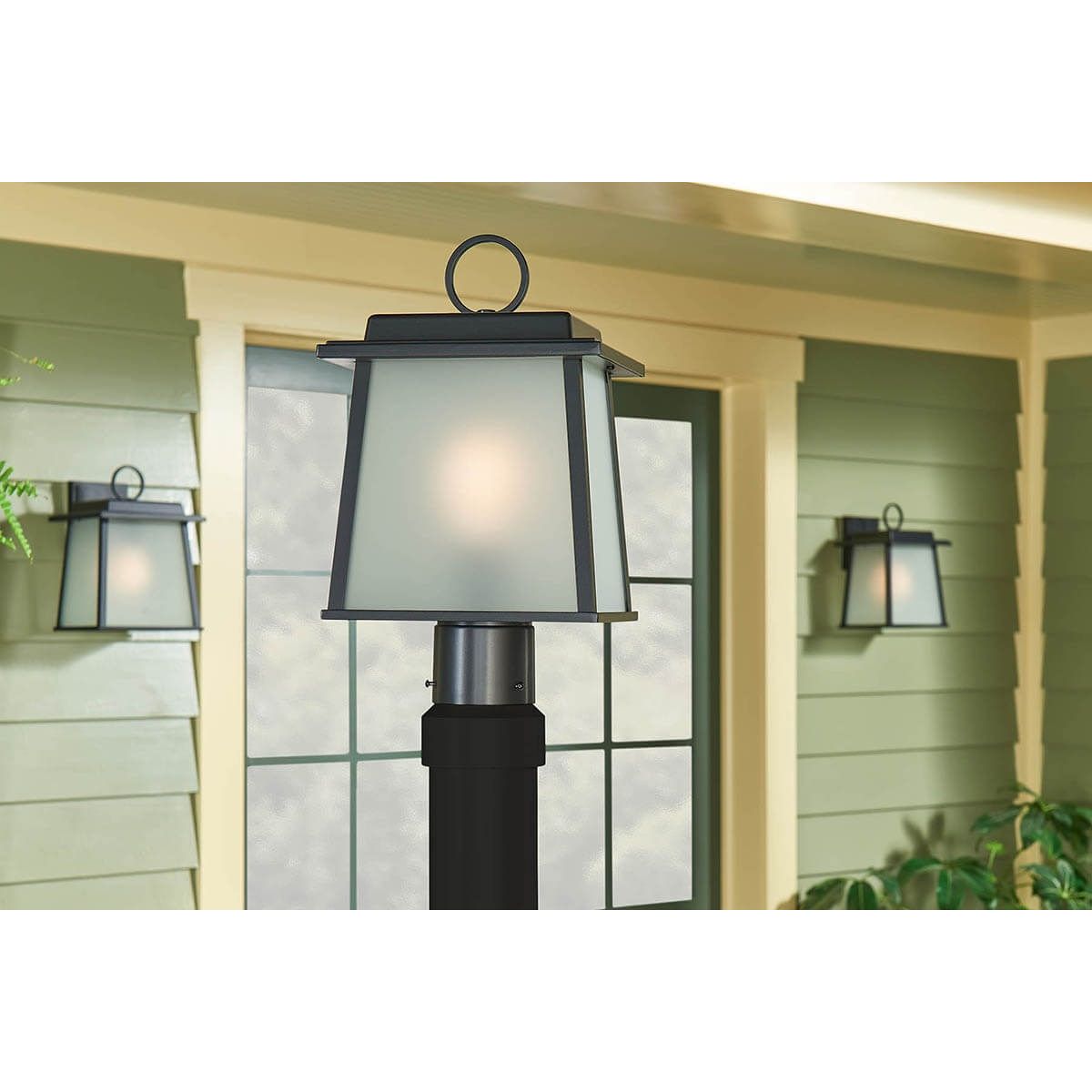 Noward 15 in. Lantern Head Black finish - Bees Lighting