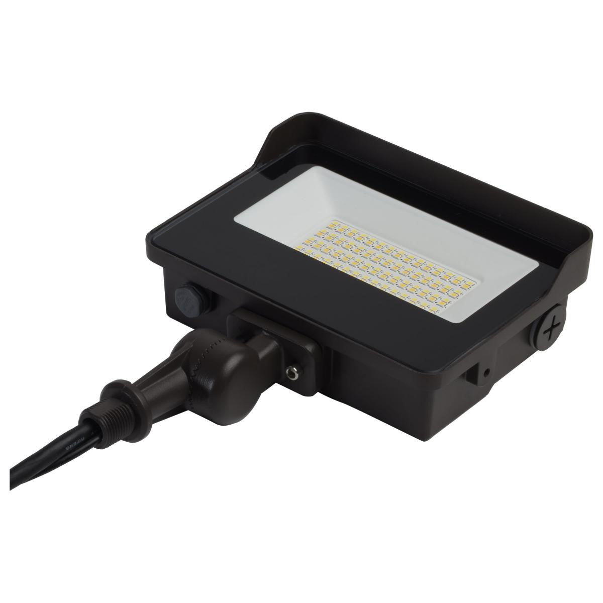 LED Flood Light With Photocell, 15/35 Watts, 5000 Lumens, 30K/40K/50K, 120-347V - Bees Lighting