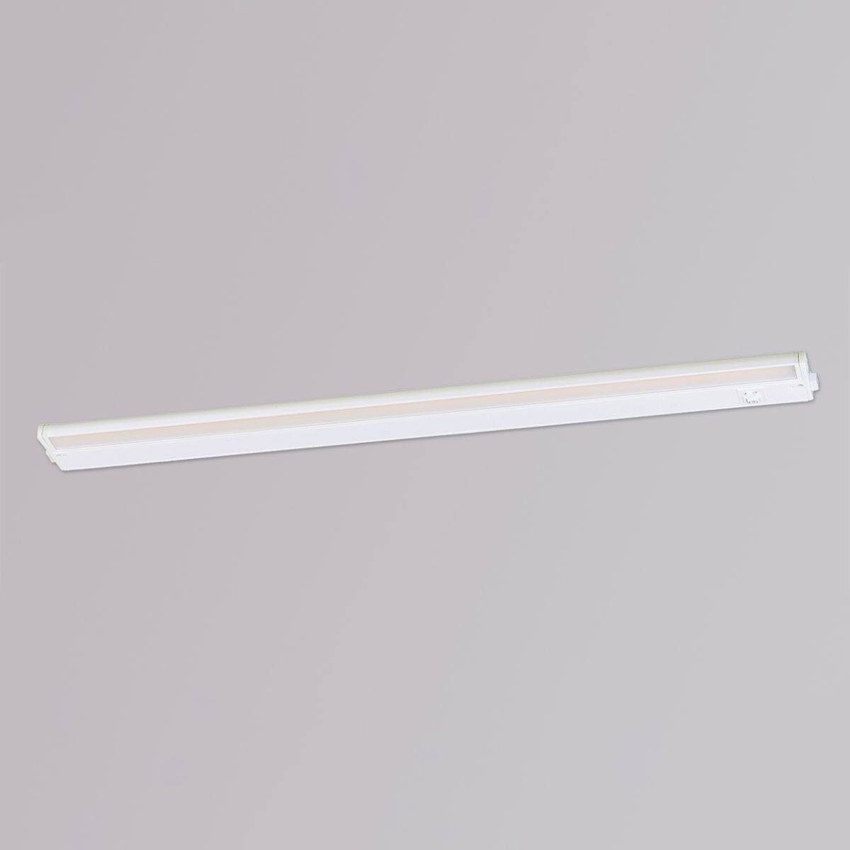 CounterMax 5K 36 Inch LED Under Cabinet Light, 2700K to 5000K, 2220 Lumens, 120V, White