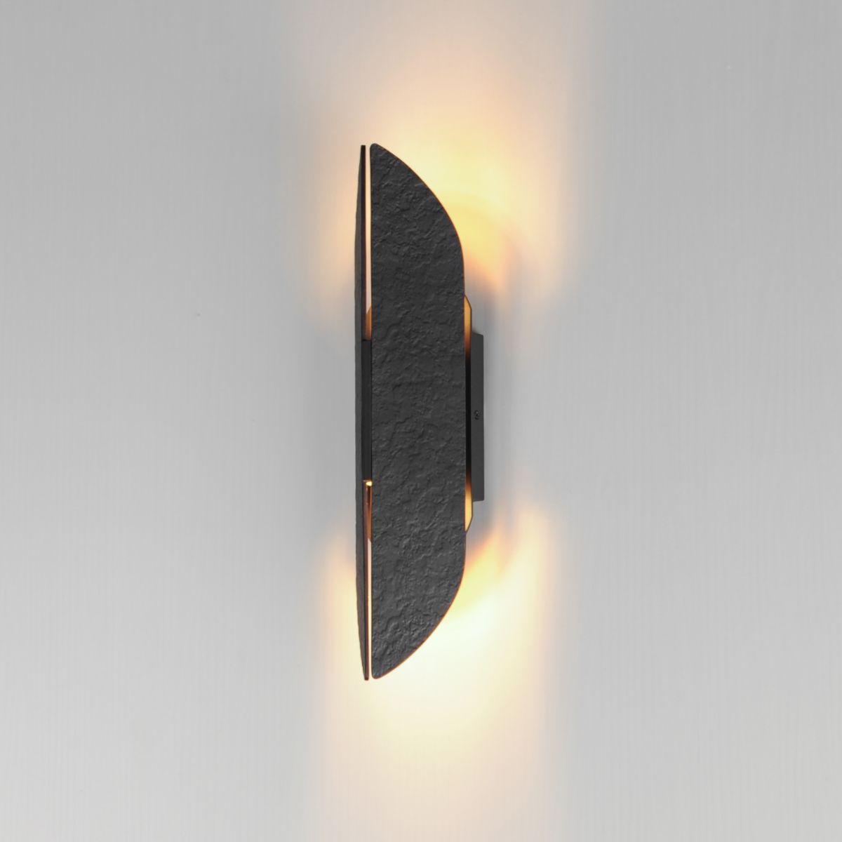 Tectonic 18 in. LED Outdoor Wall Sconce 3000K Black Finish - Bees Lighting