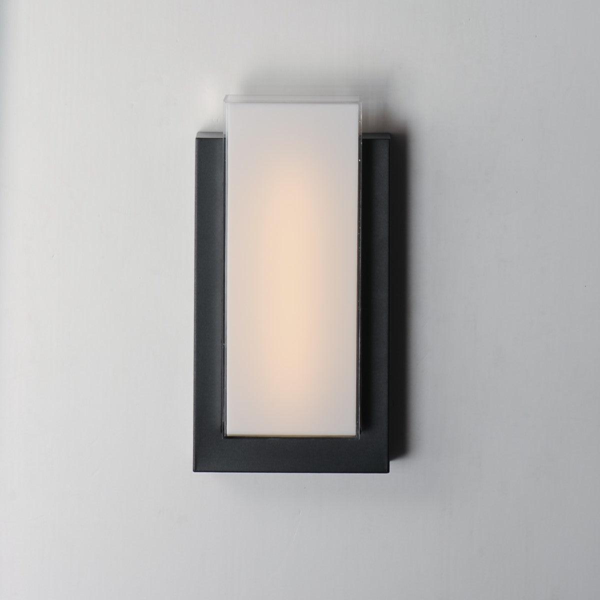 Tower 15 in. LED Outdoor Wall Sconce 3000K Black Finish - Bees Lighting