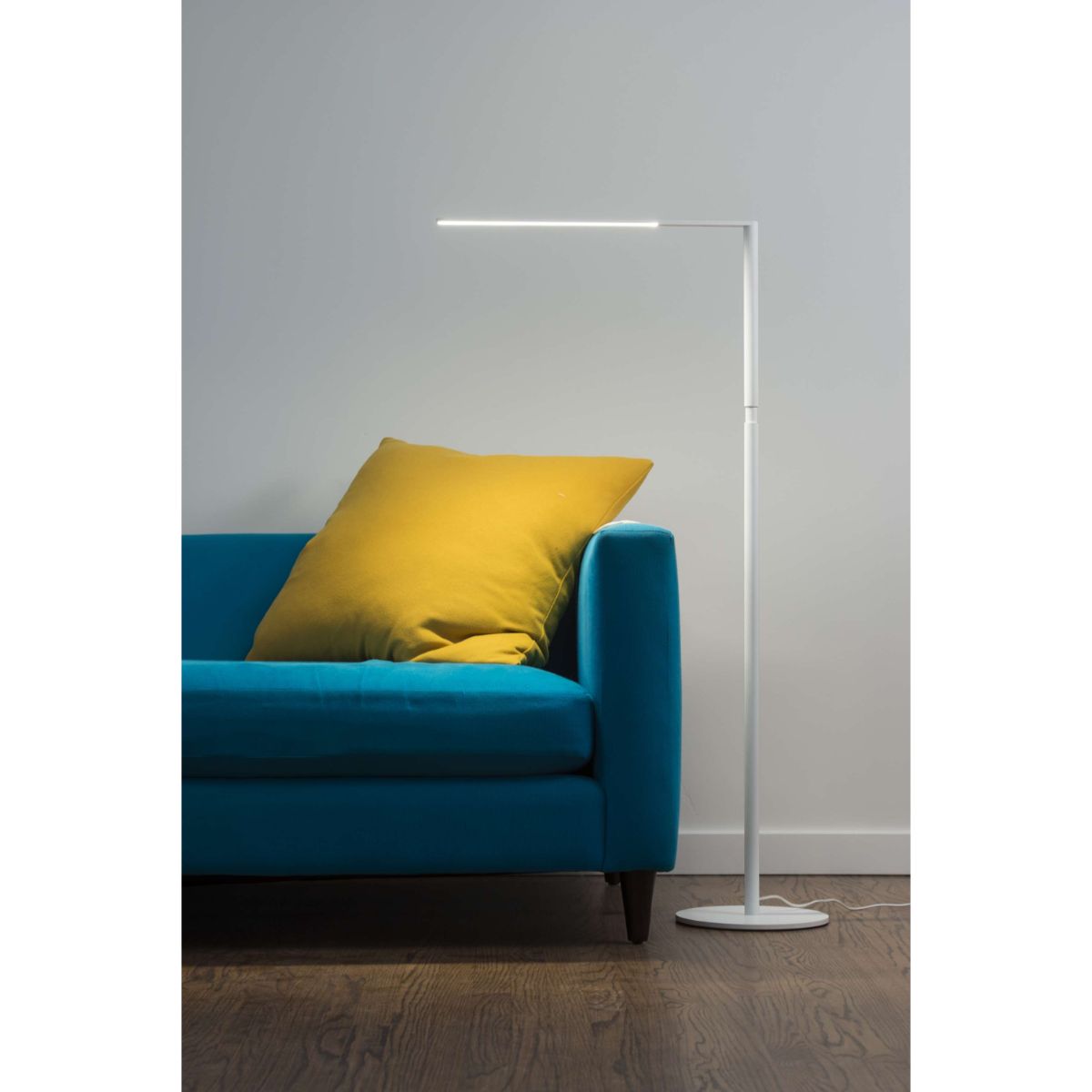 Lady7 Matte White Contemporary LED Floor Lamp with USB Port - Bees Lighting