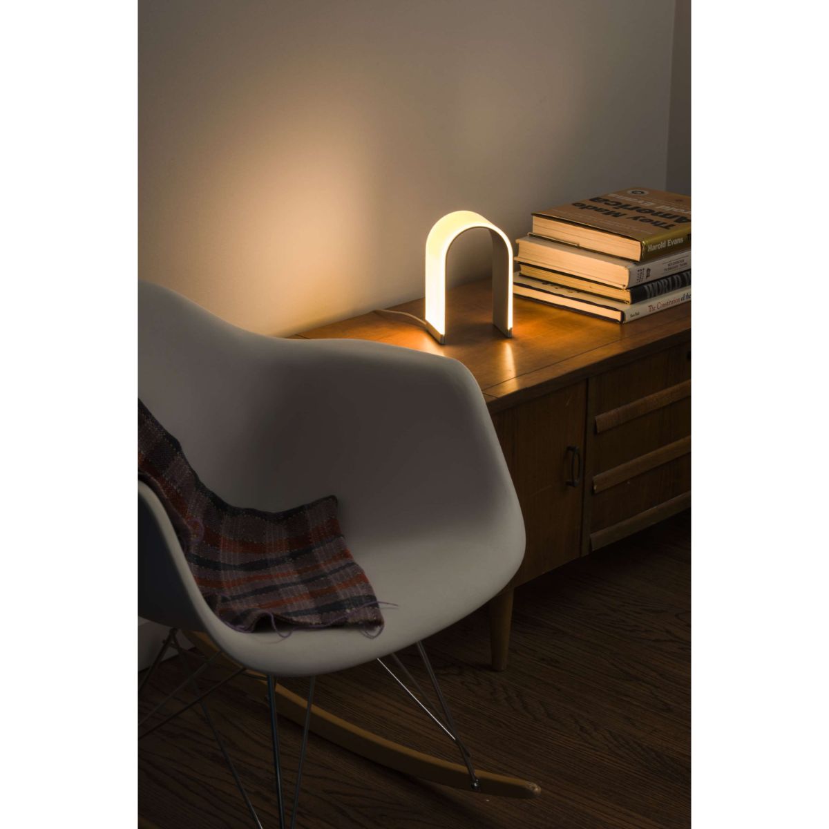 Mr. n Silver Transitional LED Desk Lamp with USB Port