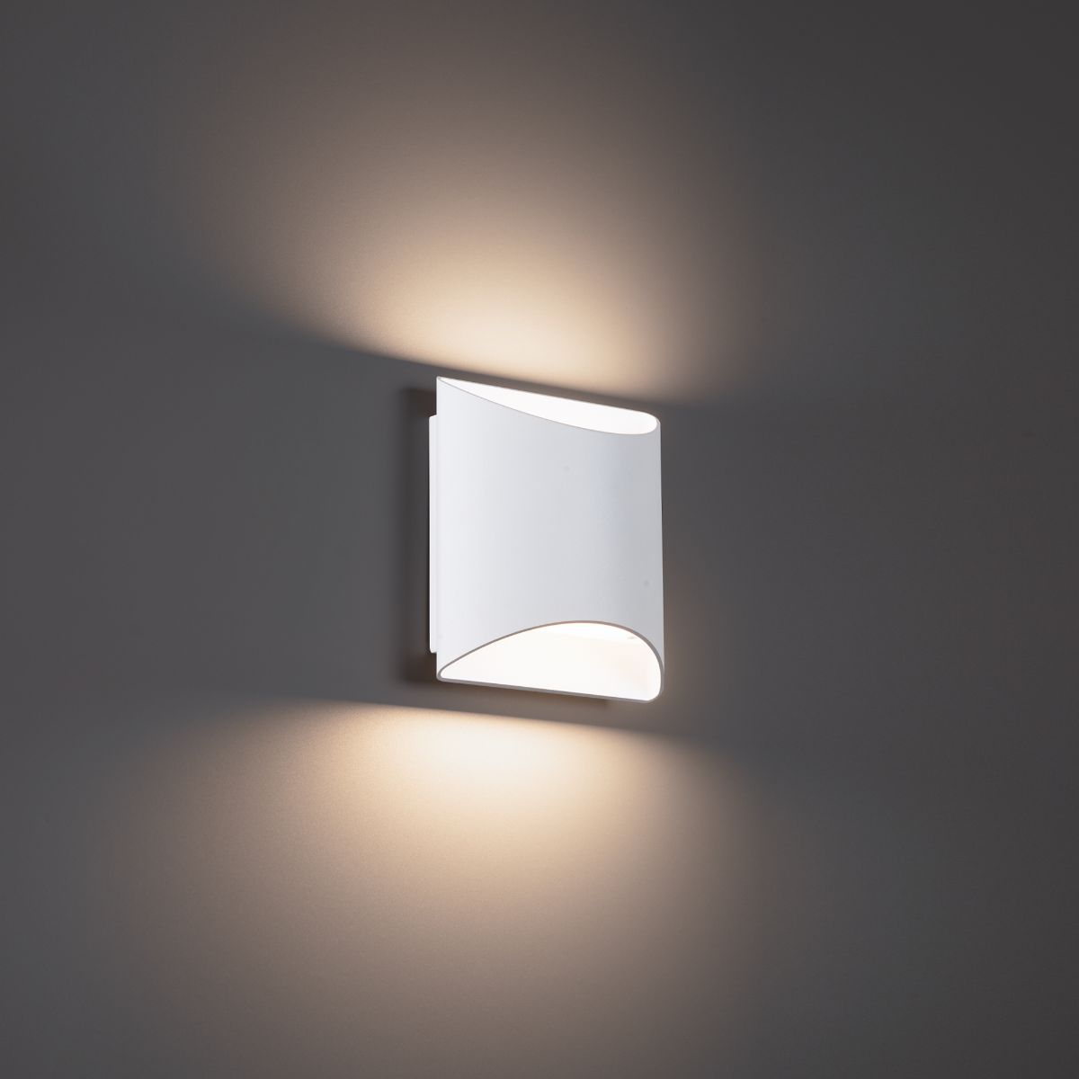 Duet 6 in. LED Wall Light 3500K White finish