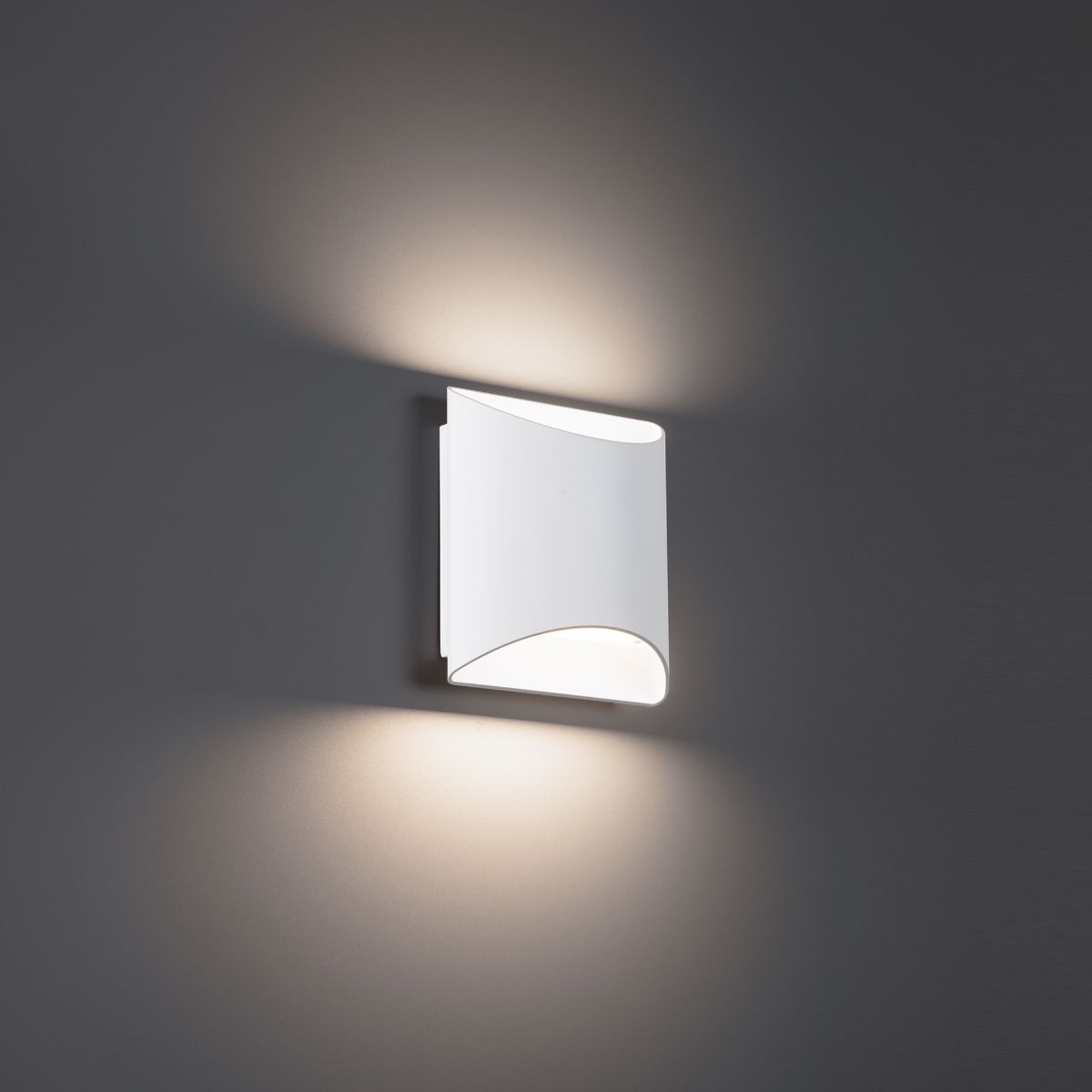 Duet 6 in. LED Wall Light 3500K White finish