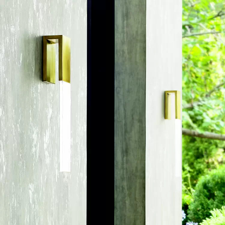 Outdoor Wall Lights